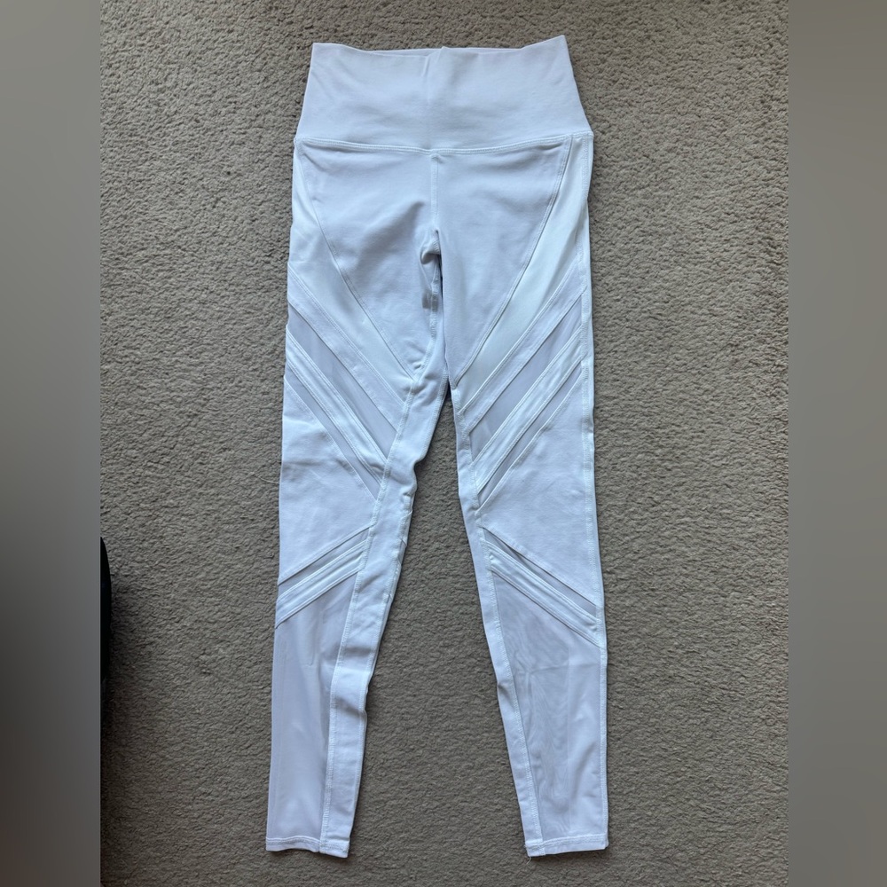 ALO Yoga White High-Waisted Mesh Panel Leggings